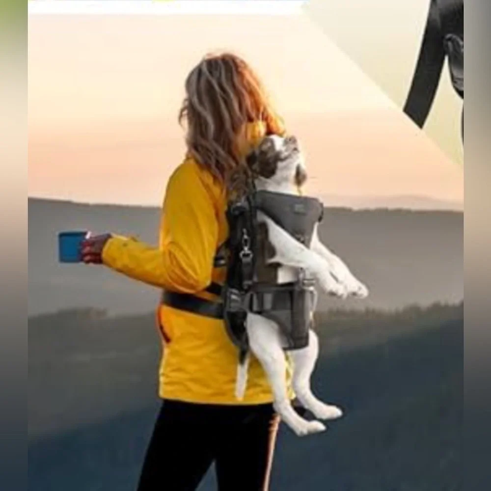 NEW Yudodo Pet Carrier Adjustable Backpack. Medium 11-17 Pounds